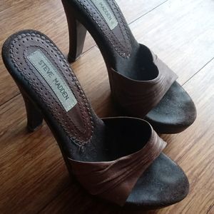 Steven Madden Platform Slides